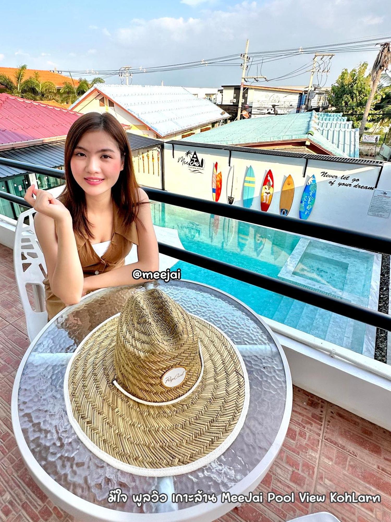 มีใจ พูลวิว เกาะล้าน Meejai Pool View Kohlarn Otel Dış mekan fotoğraf